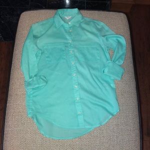 Blue/green linen button up